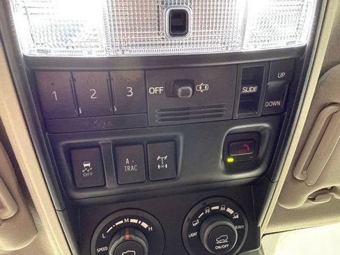 Used 2024 Toyota 4Runner TRD Off-Road Premium w/ Off Road Premium Plus Package AWD/4WD image 23
