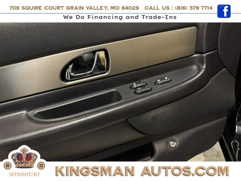 Used 2004 Ford Thunderbird RWD image 10