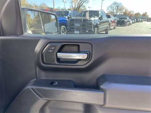 Used 2020 Chevrolet Silverado 1500 Custom w/ Custom Convenience Package image 25