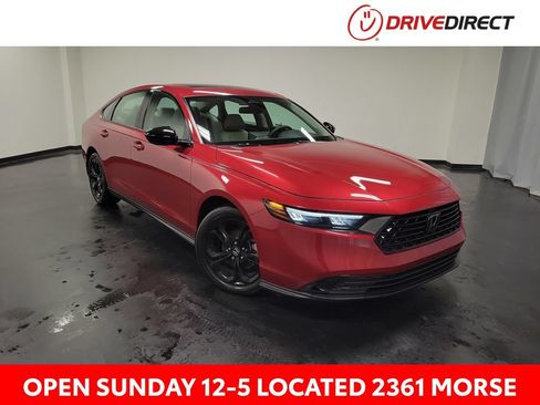 Used 2025 Honda Accord SE image 1