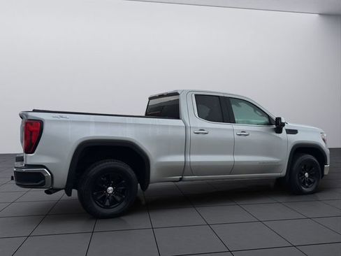 Used 2019 GMC Sierra 1500 SLE w/ SLE Value Package image 6