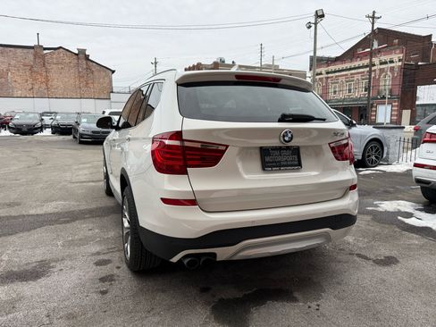 Used 2017 BMW X3 xDrive28i image 4
