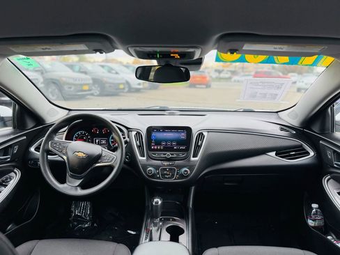 Used 2020 Chevrolet Malibu LS w/ Driver Confidence Package II image 14