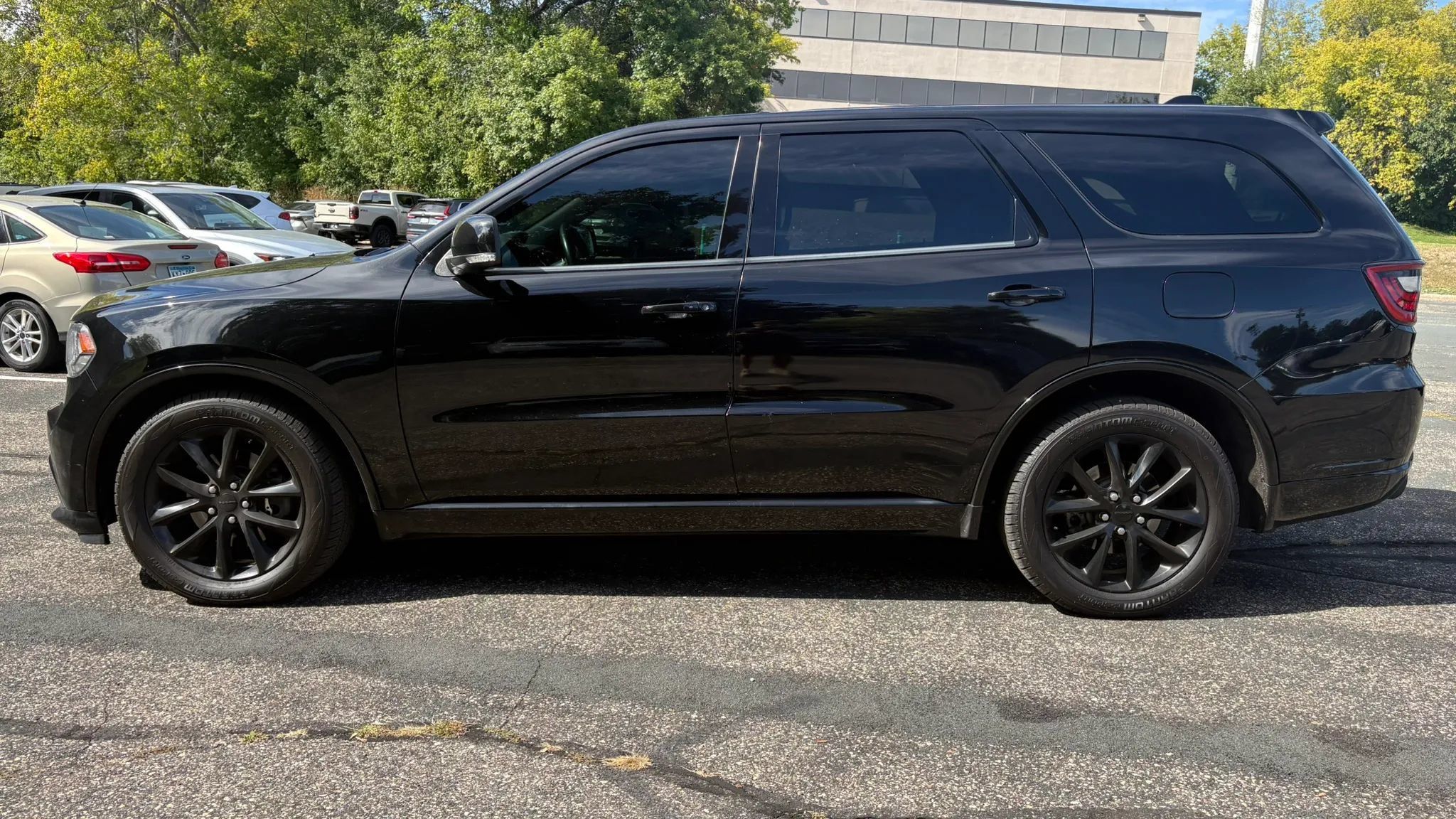 Used 2017 Dodge Durango R/T w/ Technology Group AWD/4WD image 5