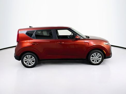 Used 2020 Kia Soul LX FWD image 4