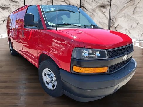 Used 2019 Chevrolet Express 2500 w/ Driver Convenience Package RWD image 3