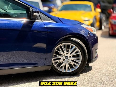 Used 2016 Ford Focus Titanium w/ Exterior Protection Package FWD image 6