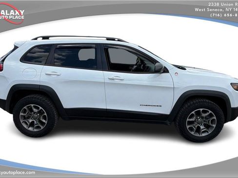 Used 2021 Jeep Cherokee Trailhawk AWD/4WD image 4