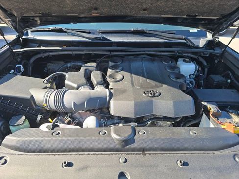 Used 2022 Toyota 4Runner Limited image 22