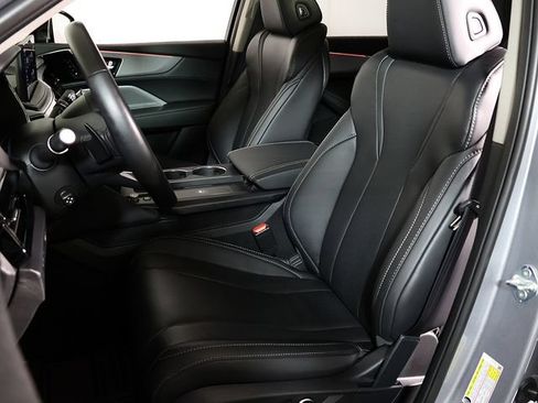 Certified 2026 Acura MDX SH-AWD w/ Technology Package image 4