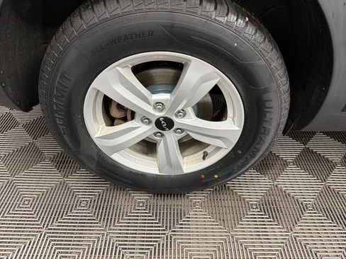 Certified 2023 Kia Sorento LX AWD/4WD image 34