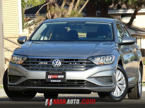 Used 2019 Volkswagen Jetta S w/ Driver Assistance Package FWD image 4