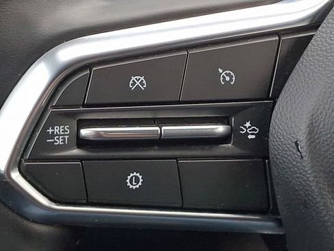 Used 2025 Chevrolet Equinox LT AWD/4WD image 21