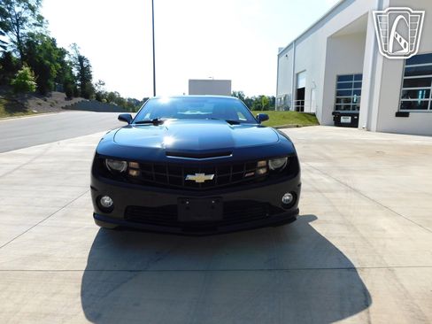 Used 2013 Chevrolet Camaro SS w/ RS Package RWD image 5