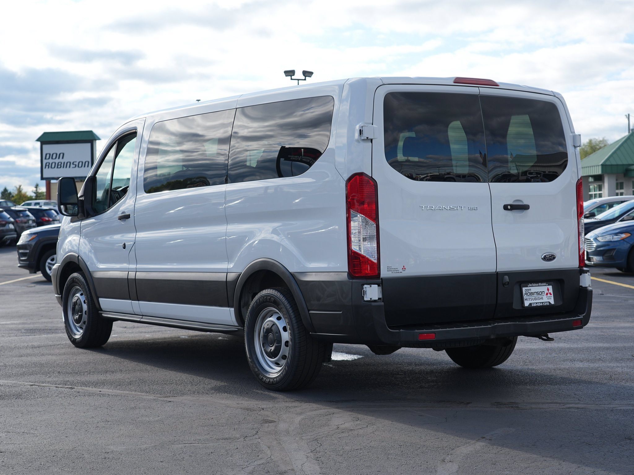 Used 2019 Ford Transit 150 XL RWD image 6