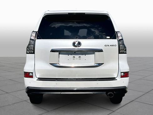 Used 2023 Lexus GX 460 Luxury w/ Sport Design Package image 5