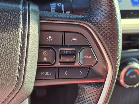 Used 2024 Toyota Tacoma TRD Off-Road image 21