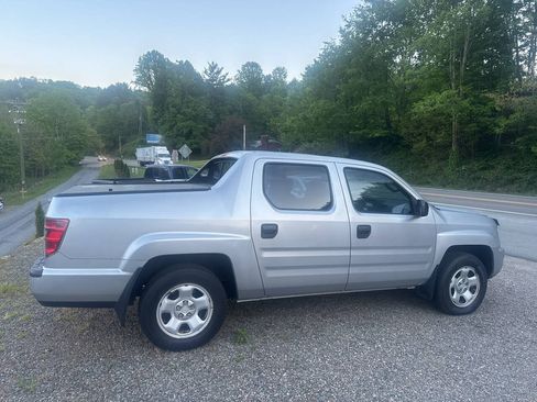 Used 2010 Honda Ridgeline RT image 5