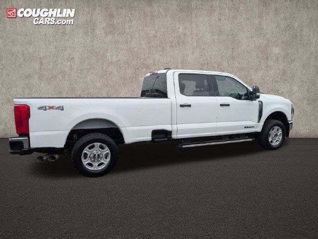 Used 2025 Ford F250 XLT AWD/4WD image 9