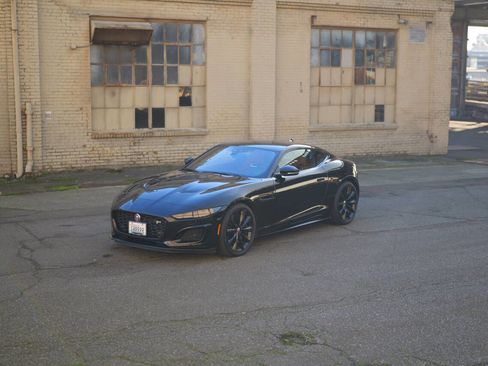 Used 2021 Jaguar F-TYPE R image 58