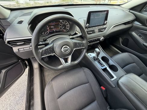 Used 2020 Nissan Altima 2.5 S FWD image 19