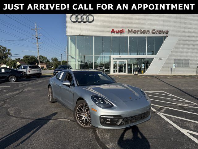 Used 2022 Porsche Panamera RWD image 1