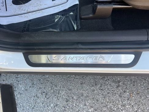 Used 2020 Hyundai Santa Fe Limited FWD image 13