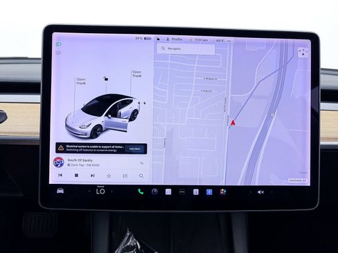 Used 2021 Tesla Model 3 Standard Range Plus RWD image 6