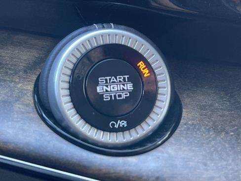 Used 2024 Jeep Grand Wagoneer Series I w/ Flexible Seating Group image 15