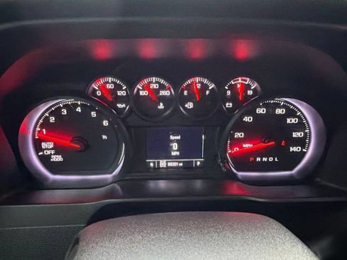 Used 2020 Chevrolet Silverado 1500 Custom w/ Custom Value Package AWD/4WD image 16