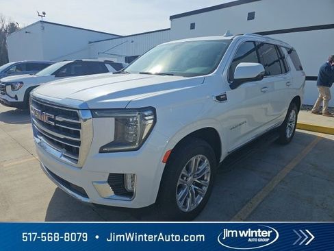 Used 2021 GMC Yukon SLT w/ SLT Premium Package image 3
