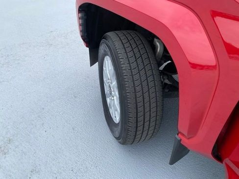 Used 2024 Toyota Tacoma SR5 image 21