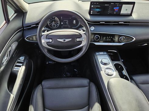 Used 2023 Genesis GV70 2.5T w/ Select Package image 12