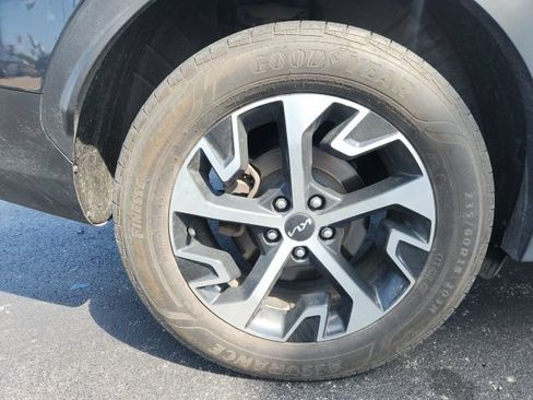 Used 2023 Kia Sportage EX AWD/4WD image 17