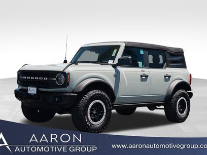 Used 2023 Ford Bronco Black Diamond w/ Sasquatch Package