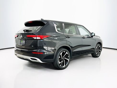 Used 2024 Mitsubishi Outlander SE AWD/4WD image 9
