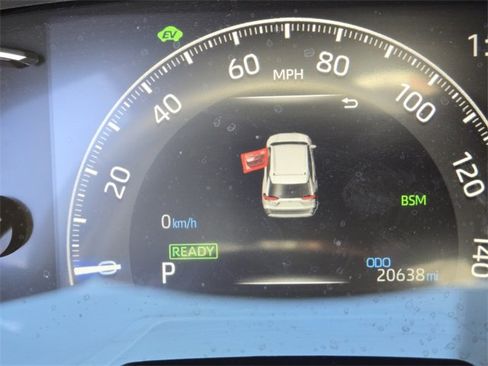 Certified 2022 Toyota RAV4 Limited image 21