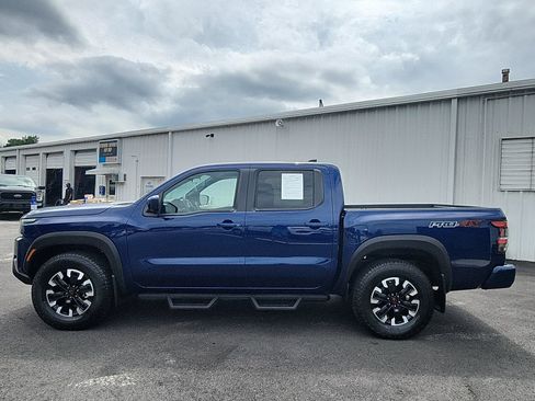 Used 2023 Nissan Frontier PRO-4X w/ Pro Convenience Package AWD/4WD image 2