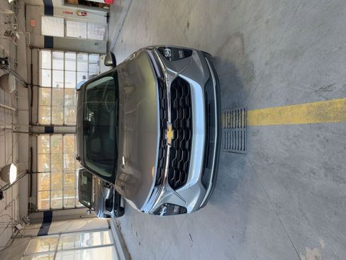 Used 2025 Chevrolet Trax LT image 22