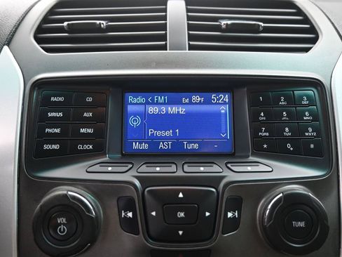 Used 2013 Ford Explorer 4WD image 14