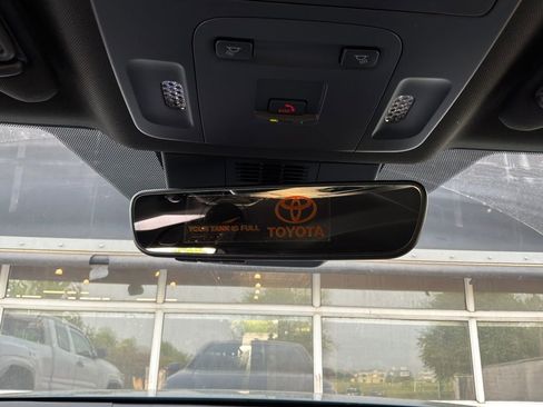 New 2026 Toyota Camry SE FWD image 17