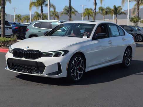 New 2026 BMW 330i Sedan w/ M Sport Package RWD image 5