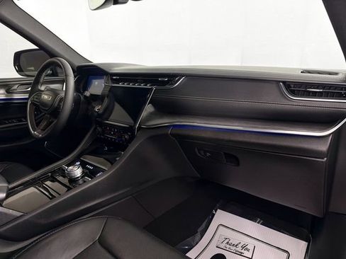 Used 2024 Jeep Grand Cherokee L Overland w/ Trailer Tow Package image 33