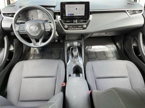 Used 2024 Toyota Corolla LE FWD image 9