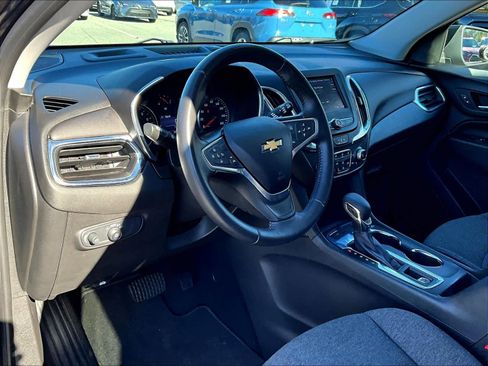 Used 2022 Chevrolet Equinox LT image 8