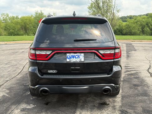 Used 2023 Dodge Durango R/T w/ Tow 'N Go Package AWD/4WD image 3