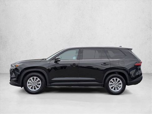 Used 2025 Toyota Grand Highlander FWD image 9