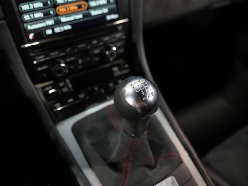 Used 2016 Porsche Cayman GT4 image 39