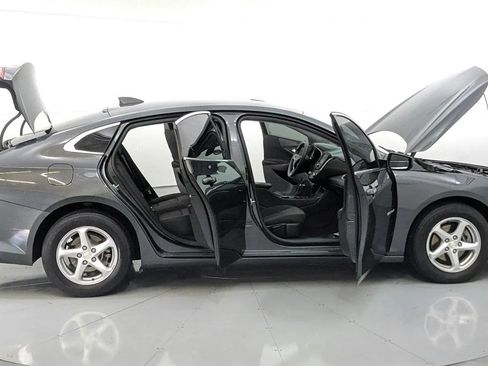 Used 2017 Chevrolet Malibu LS FWD image 16