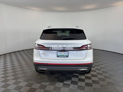 Used 2021 Lincoln Nautilus AWD w/ Equipment Group 101A image 9
